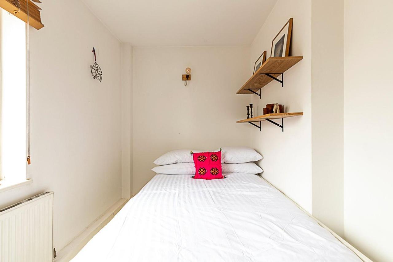 Tranquil 2 Bedroom In East Apartment *